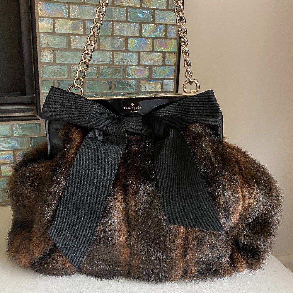 Kate Spade Carriage House Fur Chain Shoudler Bag